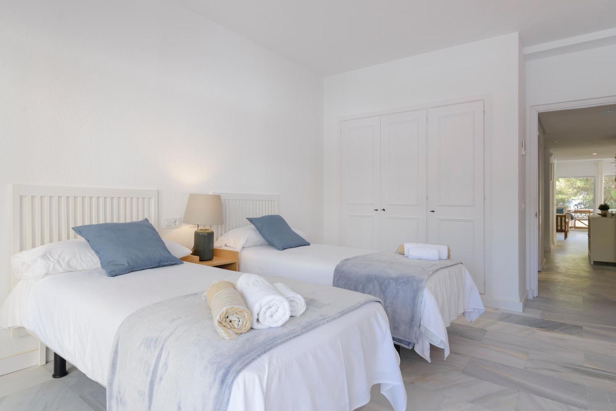 Jardines Del Mar Apartments Marbella Exterior photo