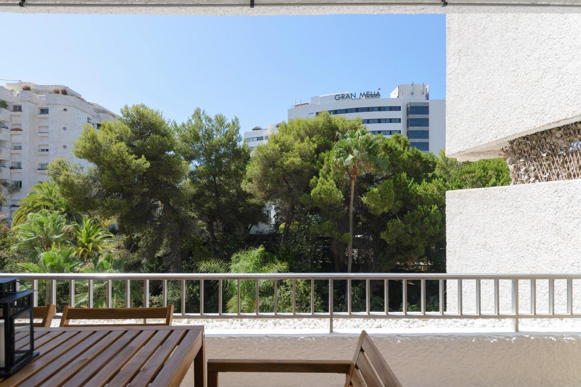 Jardines Del Mar Apartments Marbella Exterior photo