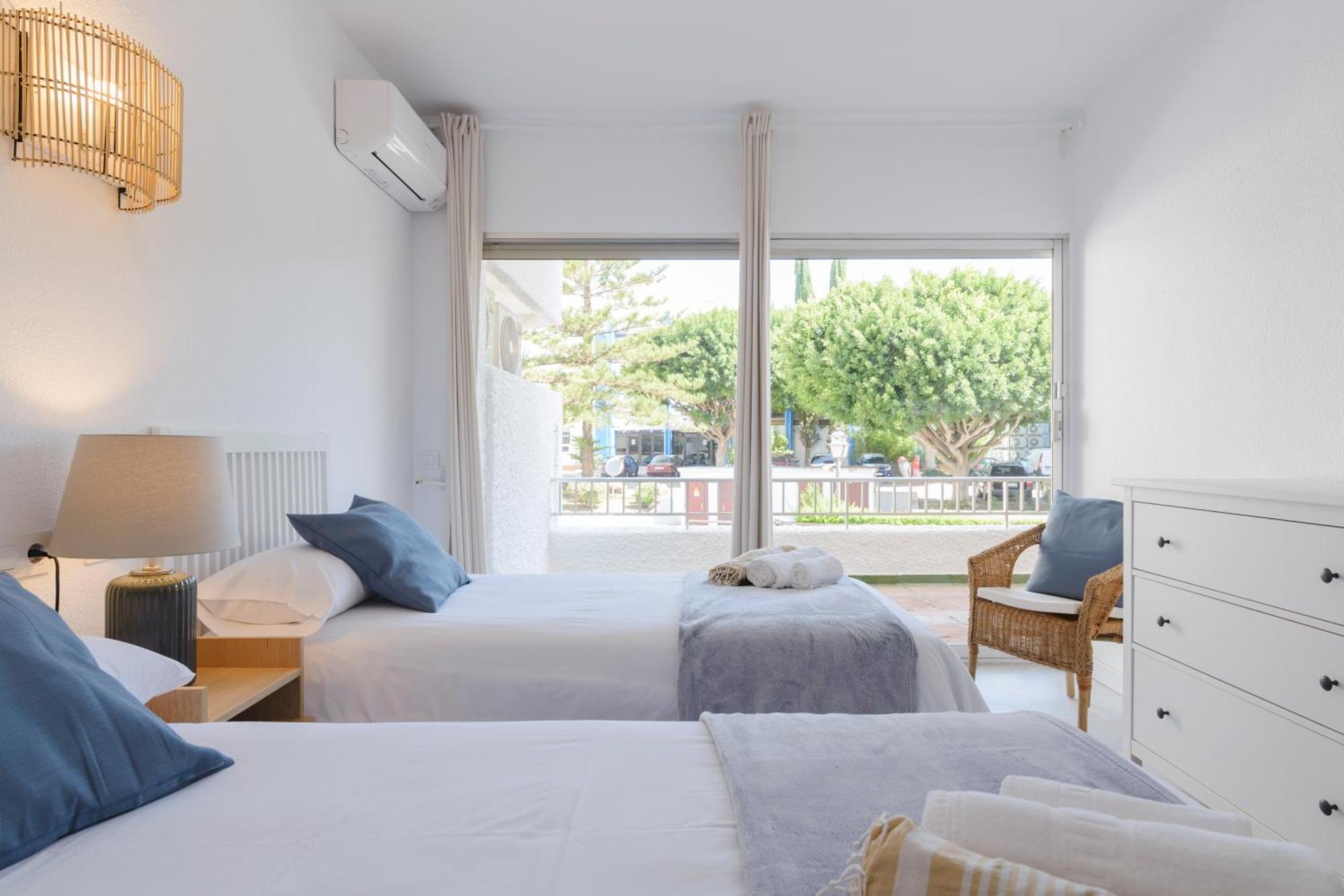 Jardines Del Mar Apartments Marbella Exterior photo